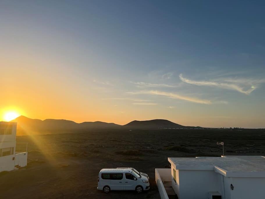 Famara, Apto. En Zona Tranquila A 200M Del Mar. 아파트 외부 사진