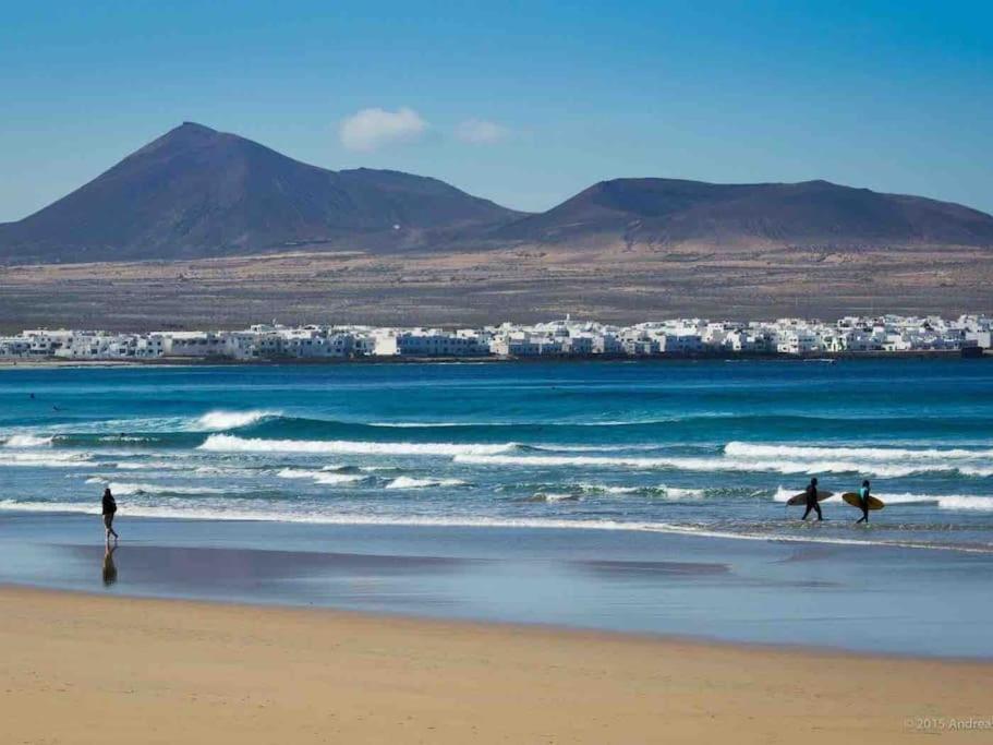 Famara, Apto. En Zona Tranquila A 200M Del Mar. 아파트 외부 사진
